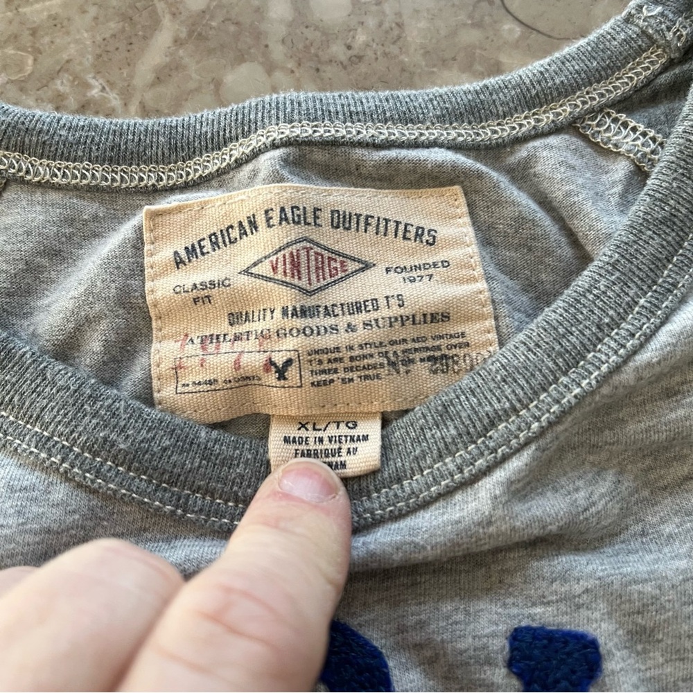 American Eagle Outfitters Men's Gray T-Shirt size XL - Picture 7 of 8